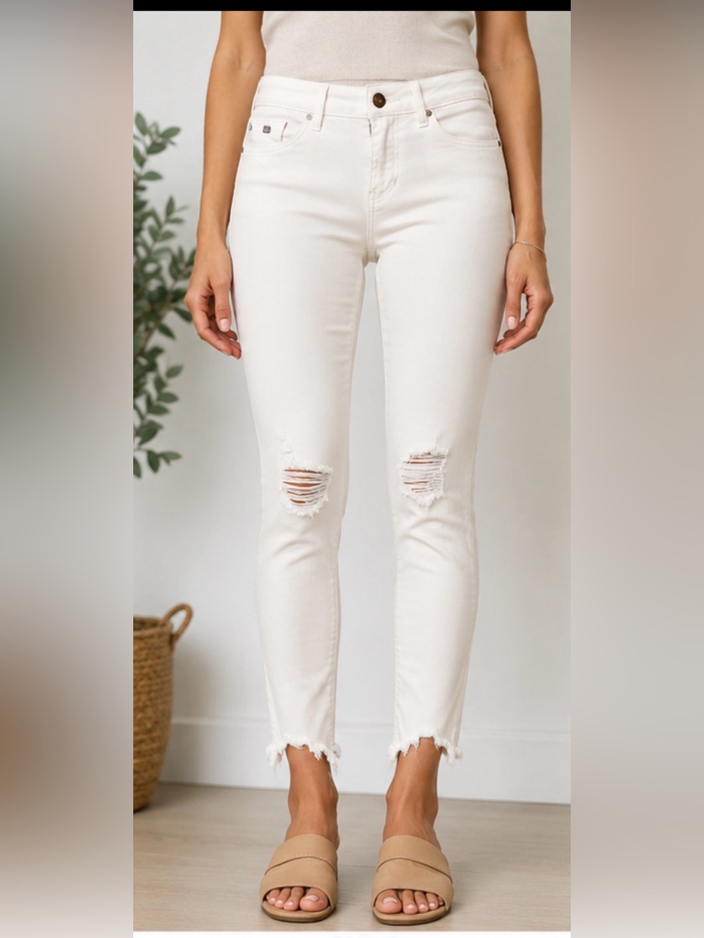 Dear John Joyrich Comfort  Jeans Women’s 26 bone color Distressed Raw Hem.